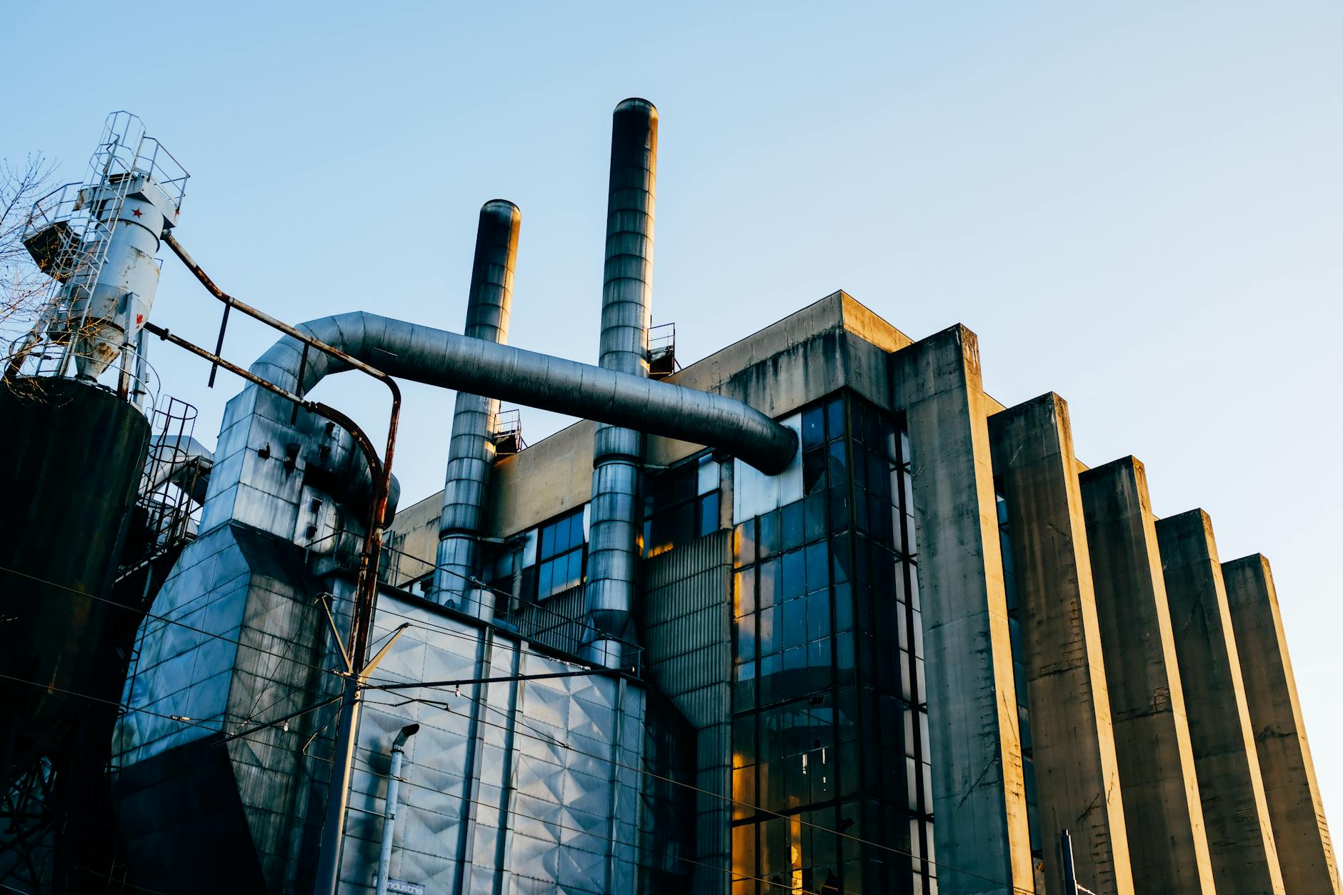 Asbestos Exposure Claims for Missouri and Illinois Workers: Mesothelioma Lawyer and Toxic Tort Counsel Resources